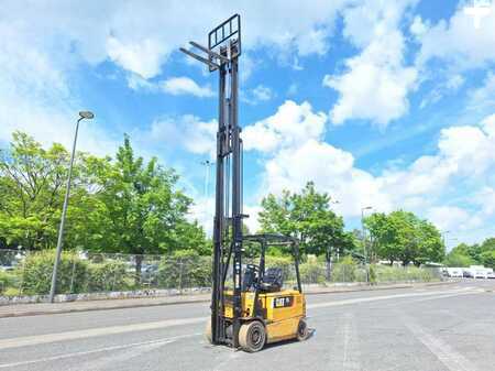 El truck - 4 hjulet 2013  CAT Lift Trucks EP25KP (2)