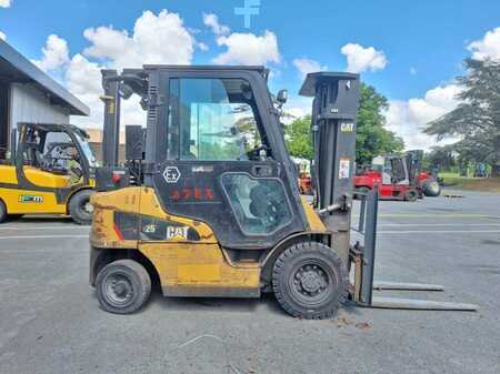 Chariots élévateurs diesel 2017  CAT Lift Trucks DP25NT (3)