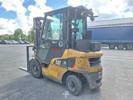 Chariots élévateurs diesel 2017  CAT Lift Trucks DP25NT (4)
