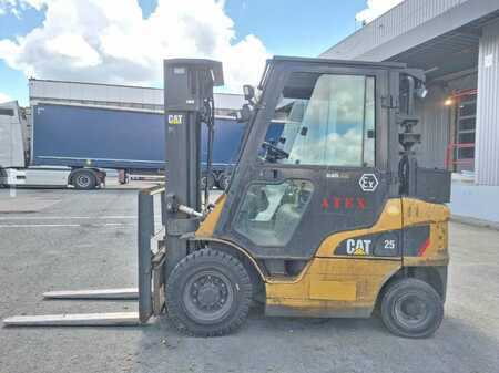 Chariots élévateurs diesel 2017  CAT Lift Trucks DP25NT (5)