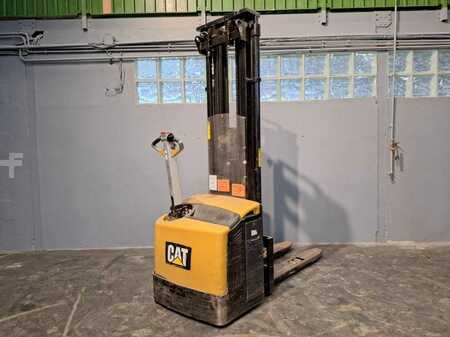 Apilador eléctrico 2010  CAT Lift Trucks NSP16N (1)