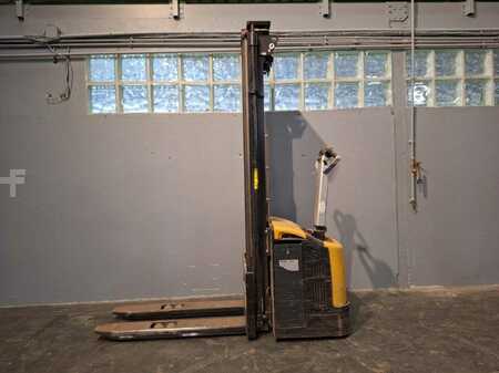 Apilador eléctrico 2010  CAT Lift Trucks NSP16N (5)