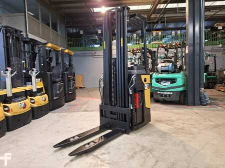 Ståstaplare 2017  CAT Lift Trucks NSR16N2 (3)