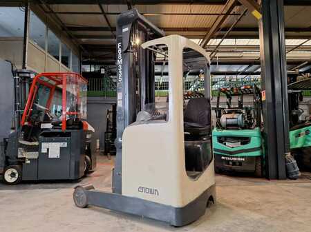 Reachtrucks 2007  Crown ESR4500-1.4 (1)
