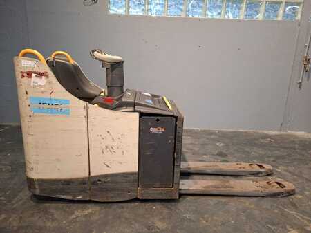 Stackers Stand-on 2020  Crown WT3040 2.00 (1)