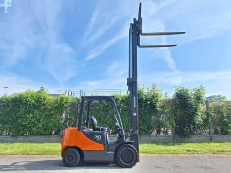 Dieselstapler 2016  Doosan D30S 5 (10)