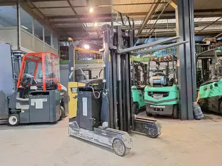 Reach Trucks 2014  CAT Lift Trucks NR20NH (11)