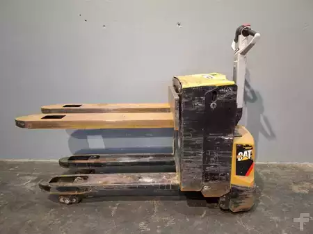 Transpalettes électriques 2018  CAT Lift Trucks NPP20N2E (16)