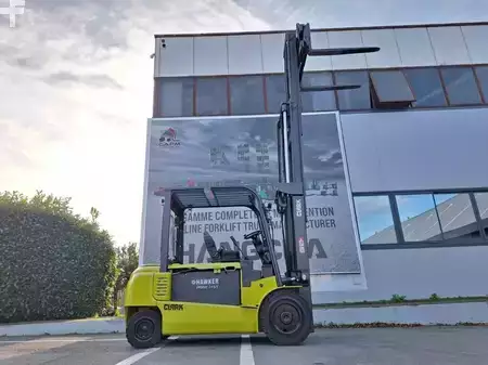 Eléctrico - 4 rodas 2019  Clark GEX40 (15)