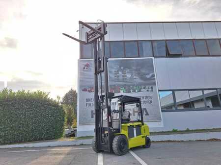 Elektro 4 Rad 2019  Clark GEX40 (7)