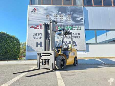 Carrelli elevatori GPL 2018  CAT Lift Trucks GP30NTD (2)