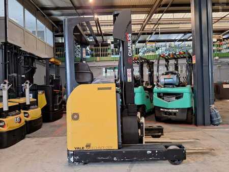 Reach Trucks 2012  Yale MR14 (3)