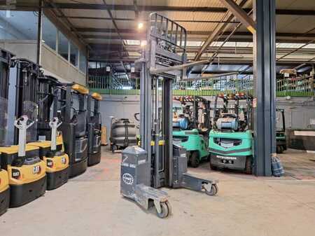Pallet Stackers 2017  Combilift WR4 (16)