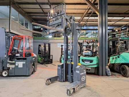 Pallet Stackers 2017  Combilift WR4 (9)