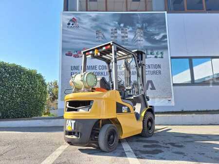 Chariots élévateurs GPL 2018  CAT Lift Trucks GP25NT (4)