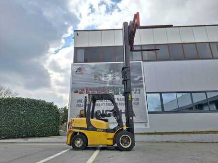 LPG Forklifts 2008  Yale GLP45SVX5 (10)