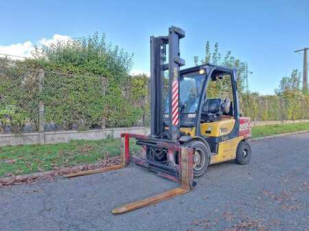 Carretilla elevadora GLP 2016  Yale GLP35VX (2)