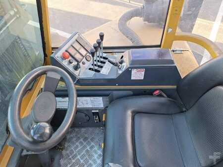 Empilhador Quatro caminhos 2013  AMLIFT AGILIFT 25-12-49 (13)