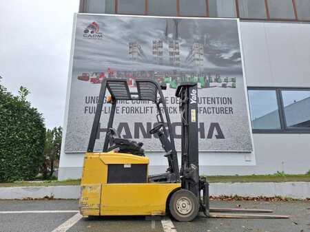 Elektromos 3 kerekű 2005  Yale ERP16ATF (4)