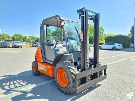 Rough Terrain Forklifts 2006  Ausa C150H (2)