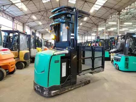Pystysuora ordreplukker 2012  CAT Lift Trucks NOH10N (11)