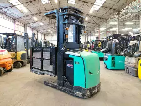 Pystysuora ordreplukker 2012  CAT Lift Trucks NOH10N (14)