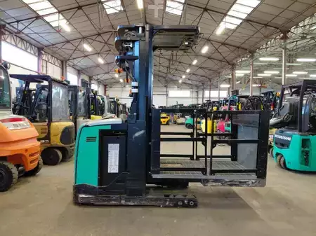 Vertikal-Kommissionierer 2012  CAT Lift Trucks NOH10N (3)