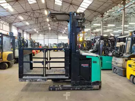 Vertikal-Kommissionierer 2012  CAT Lift Trucks NOH10N (4)