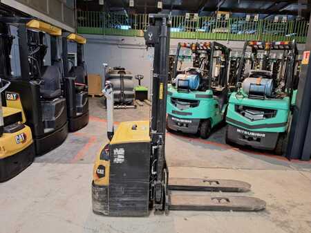 Stoccatori 2015  CAT Lift Trucks NSP16N2 (3)