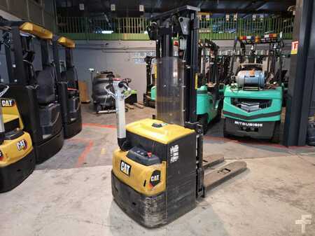 Stoccatori 2015  CAT Lift Trucks NSP16N2 (6)