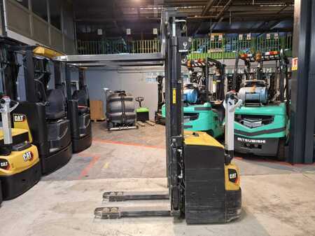 Stoccatori 2015  CAT Lift Trucks NSP16N2 (7)