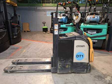 Fahrerstandstapler 2019  Crown DT3040 (7)