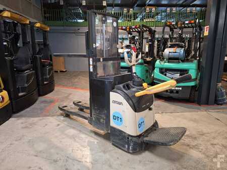 Fahrerstandstapler 2019  Crown DT3040 (9)