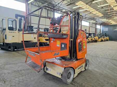 Outro 2011  JLG TOUCAN 8E (1)