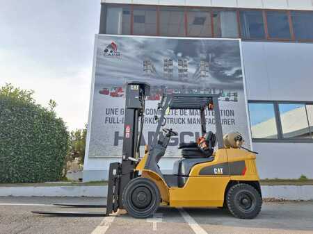 Chariots élévateurs GPL 2018  CAT Lift Trucks GP30NT (2)