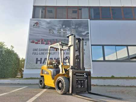 Chariots élévateurs GPL 2018  CAT Lift Trucks GP30NT (3)