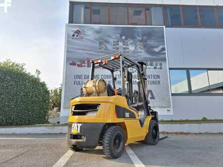 Chariots élévateurs GPL 2018  CAT Lift Trucks GP30NT (5)