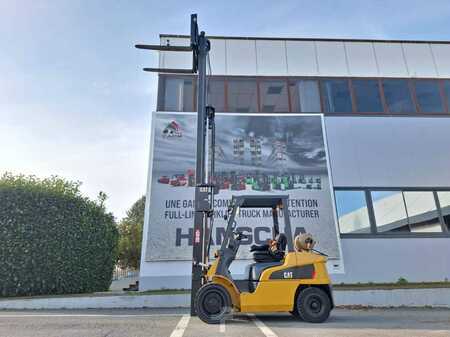 Chariots élévateurs GPL 2018  CAT Lift Trucks GP30NT (9)