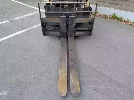 Chariots élévateurs GPL 2002  CAT Lift Trucks GC55K (13)