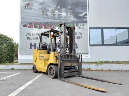 Chariots élévateurs GPL 2002  CAT Lift Trucks GC55K (2)