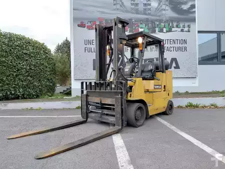 Chariots élévateurs GPL 2002  CAT Lift Trucks GC55K (20)