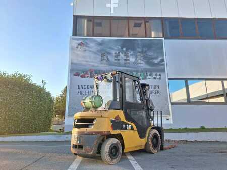 Chariots élévateurs GPL 2019  CAT Lift Trucks GP35NT (4)