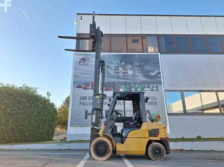 Chariots élévateurs GPL 2019  CAT Lift Trucks GP35NT (8)