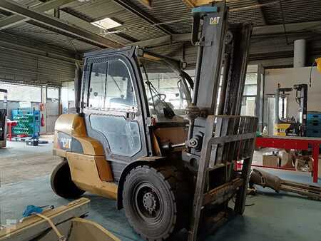 Empilhador diesel 2017  CAT Lift Trucks DP50NT (2)