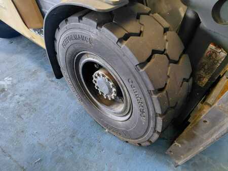 Empilhador diesel 2017  CAT Lift Trucks DP50NT (4)