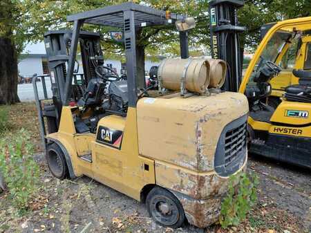 Chariots élévateurs GPL 2008  CAT Lift Trucks GC55K (1)