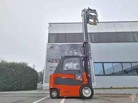 Eléctrico - 4 rodas 2018  Carer Z70H (11)