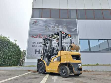 Chariots élévateurs GPL 2015  CAT Lift Trucks GP25N (5)