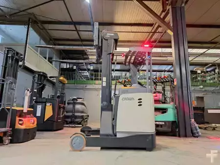 Reach Trucks 2018  Crown ESR5260-2,0 (12)