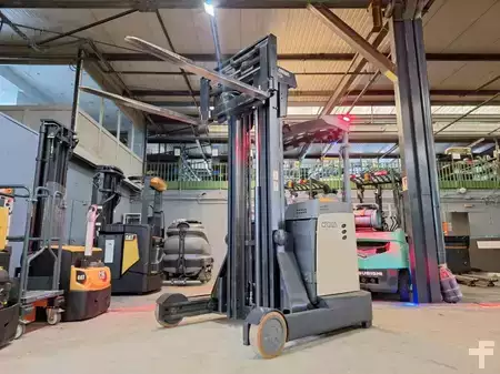 Reach Trucks 2018  Crown ESR5260-2,0 (16)